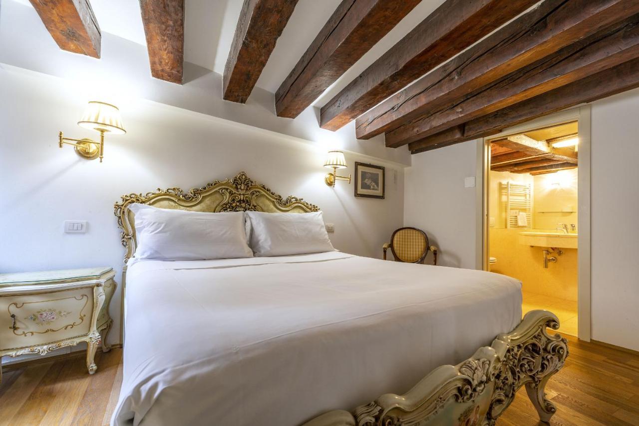 Gondola Luxury - Campo Santi Filippo E Giacomo By Wonderful Italy ヴェネツィア エクステリア 写真