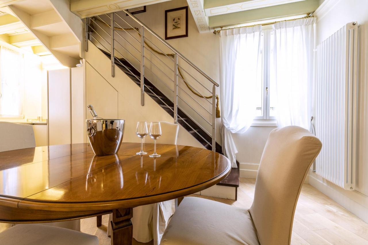 Gondola Luxury - Campo Santi Filippo E Giacomo By Wonderful Italy ヴェネツィア エクステリア 写真