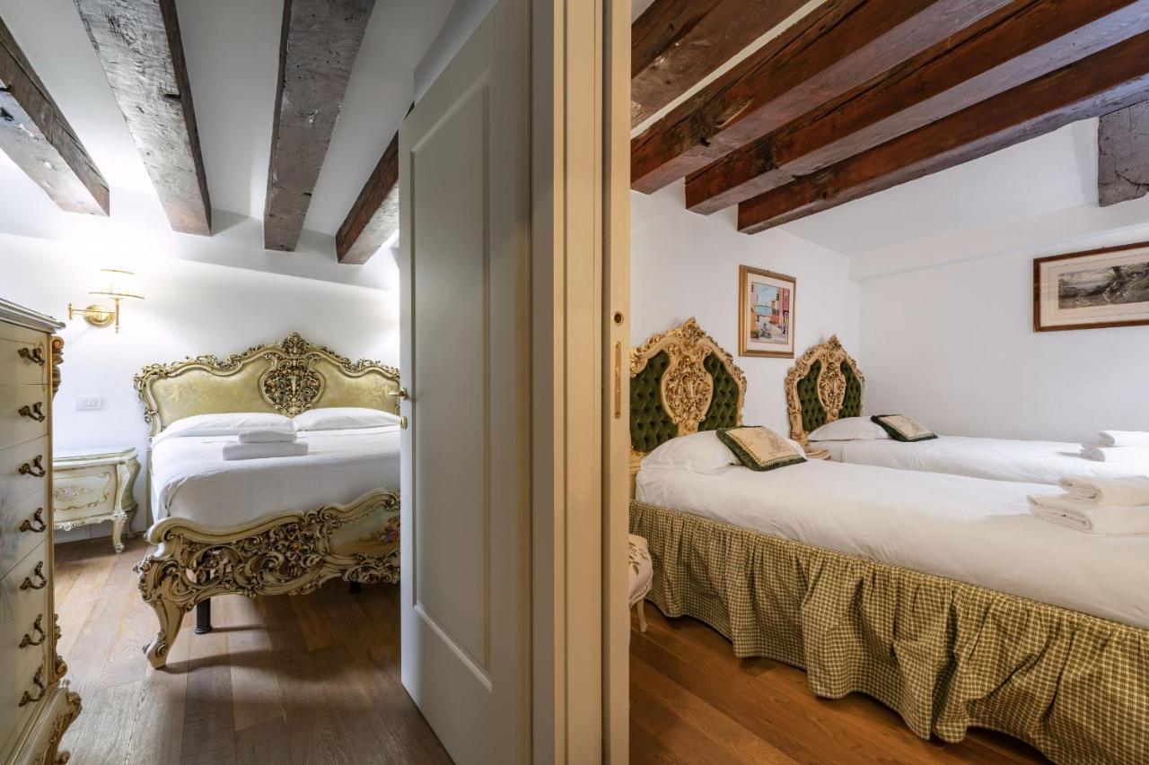 Gondola Luxury - Campo Santi Filippo E Giacomo By Wonderful Italy ヴェネツィア エクステリア 写真