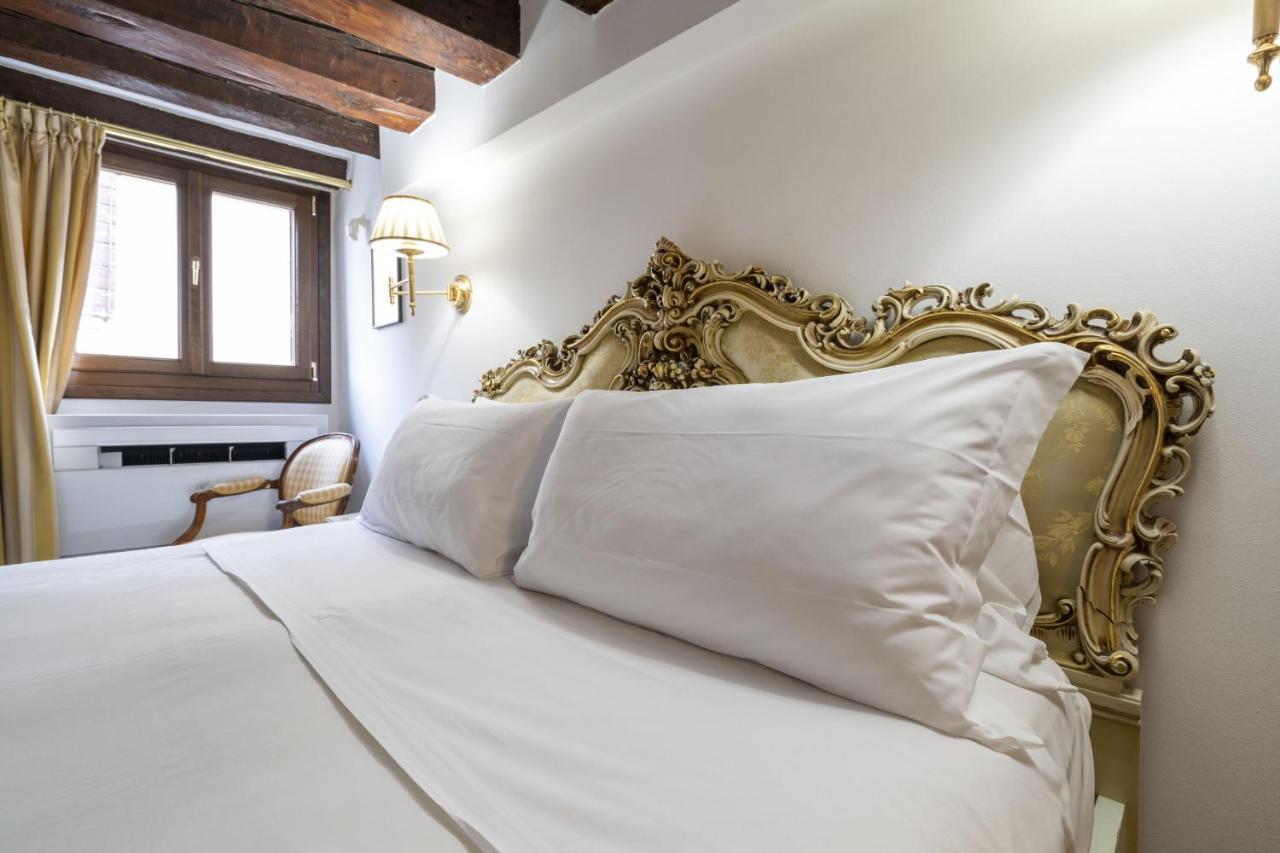 Gondola Luxury - Campo Santi Filippo E Giacomo By Wonderful Italy ヴェネツィア エクステリア 写真